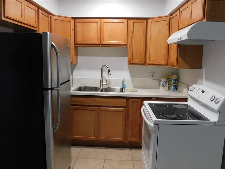 565 S Royal Crest Cir #13 — Photo 11