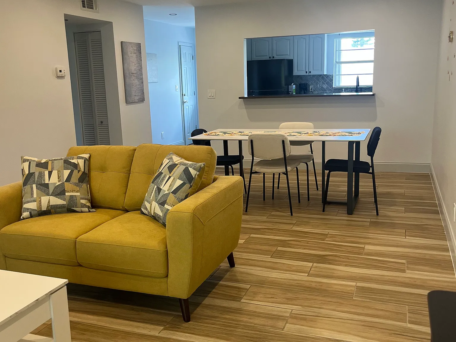 2950 SE Ocean Blvd — Photo 3