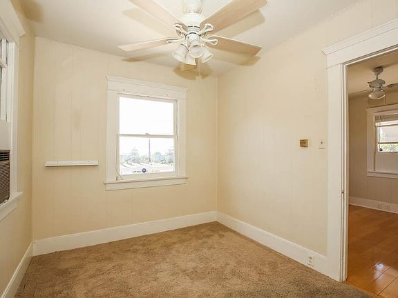 3rd image of 5819 Friends Ave