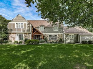 4370 N Riverside Dr, Columbus, IN 47203