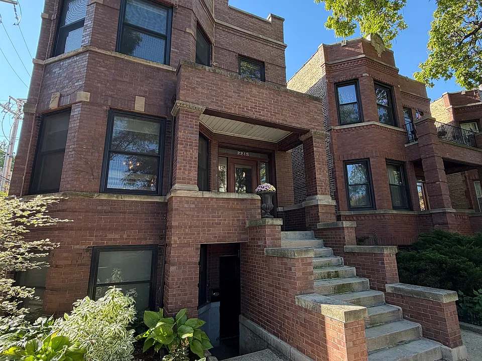 2215 W Thomas St #1