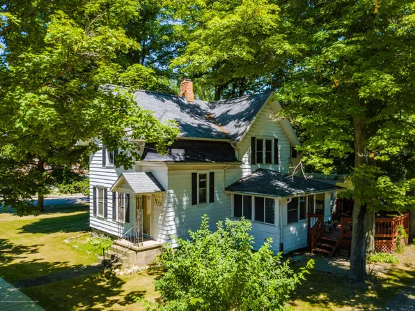 407 Church St, Olivet, MI 49076