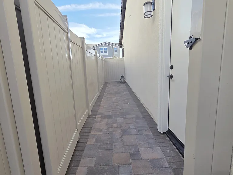 512 San Lorenzo Rd — Photo 65