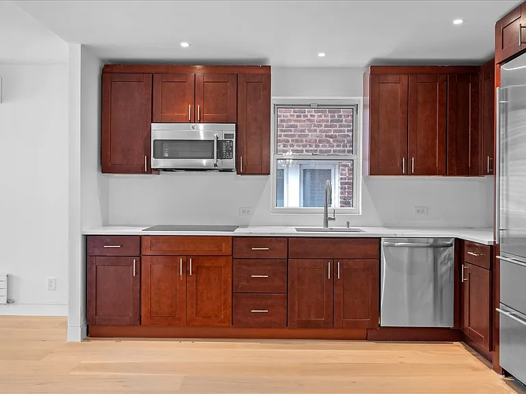 268 E 240th St #1 — Photo 6