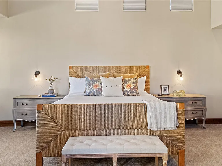 Primary Bedroom (First Floor)
