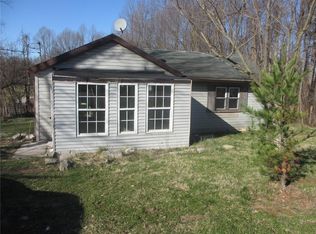 7114 W Tabor Hill Rd, Ellettsville, IN 47429