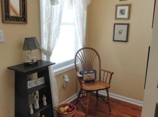 245 Meadow Ln, Harrisburg, PA 17112