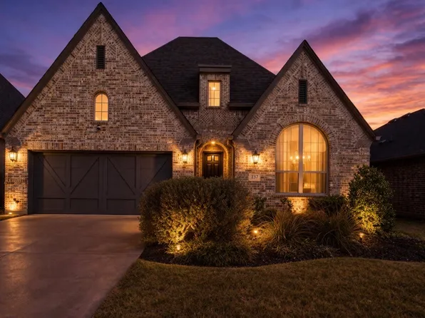 829 Pier St, Aubrey, TX 76227