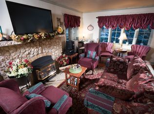 27 Kingshighway, Eureka Springs, AR 72632