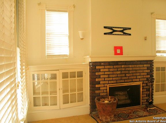 4th image of 505 North Ctr
