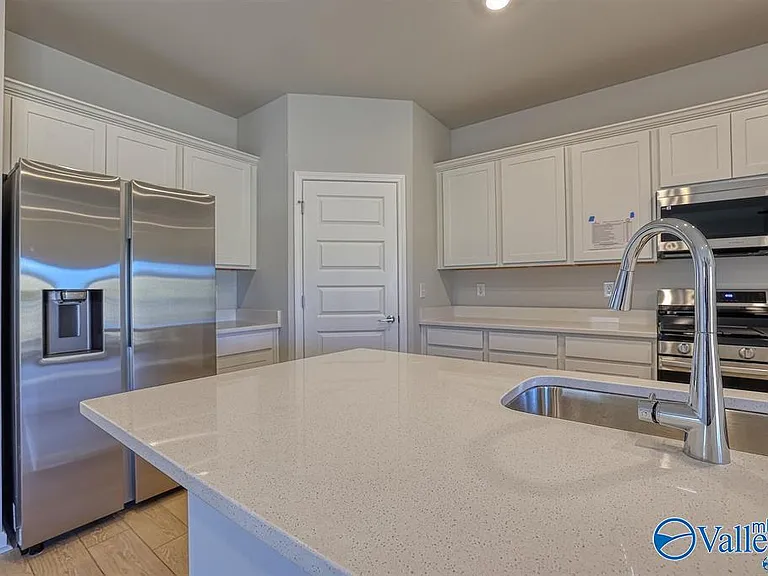 115 Willow Rose Ln — Photo 7