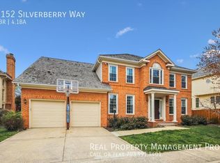 8152 Silverberry Way, Vienna, VA 22182
