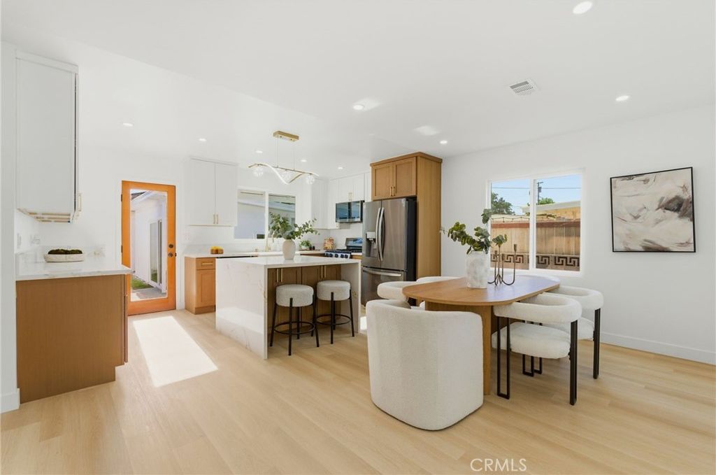 3516 Roxanne Ave, Long Beach, CA - View 5