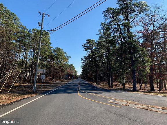 2nd image of 1415 Route 539