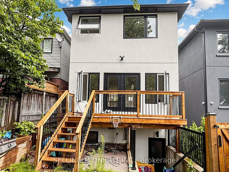 42 Guthrie Ave — Photo 46