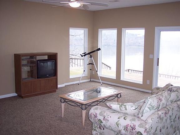 4th image of 147 Red Rock Cir