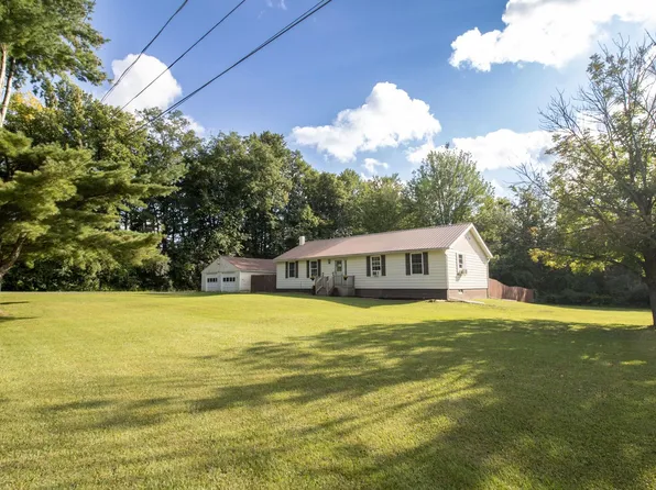 17 Railroad Rd, Norwood, NY 13668