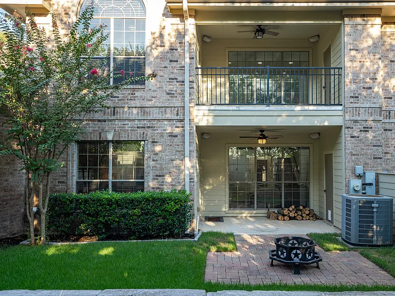 3107 Sweetwater Cv #1 — Photo 32