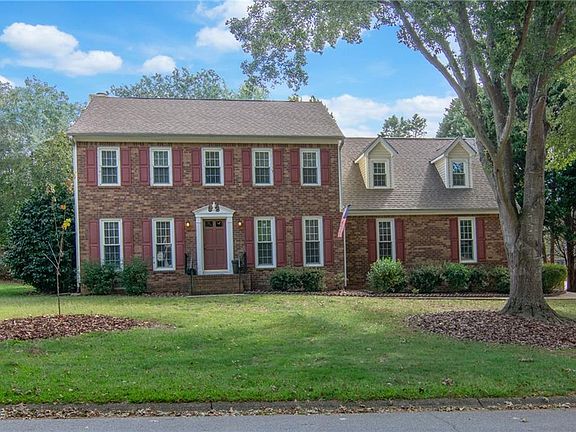 2nd image of 1552 Pine Bluff Ct
