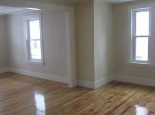 22 Oliver St #1, Worcester, MA 01603