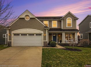 1105 Riverstone Cir, Milford, MI 48381
