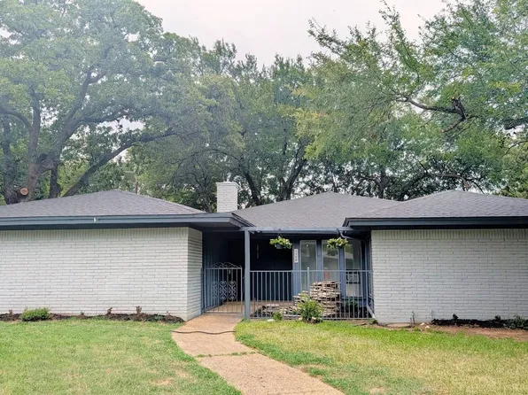 1756 Cynthia Ln, Hurst, TX 76054