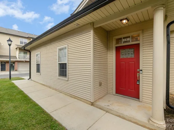 6536 Quarterbridge Ln, Charlotte, NC 28262