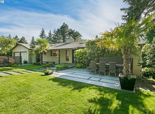 13079 Amber Pl, Lake Oswego, OR 97034