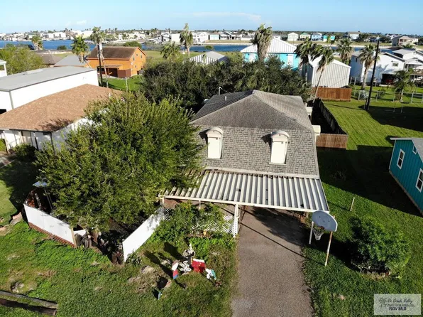946 Mansfield Dr, Port Mansfield, TX 78598