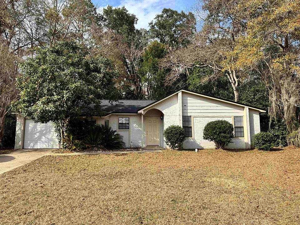 1st image of 3004 Eastgate Ct
