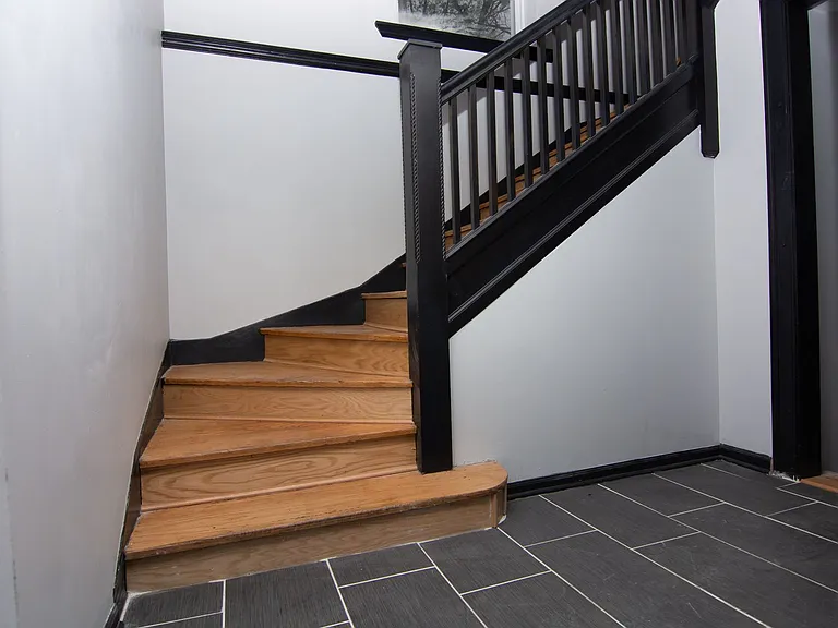 1131 E 79th Pl — Photo 10