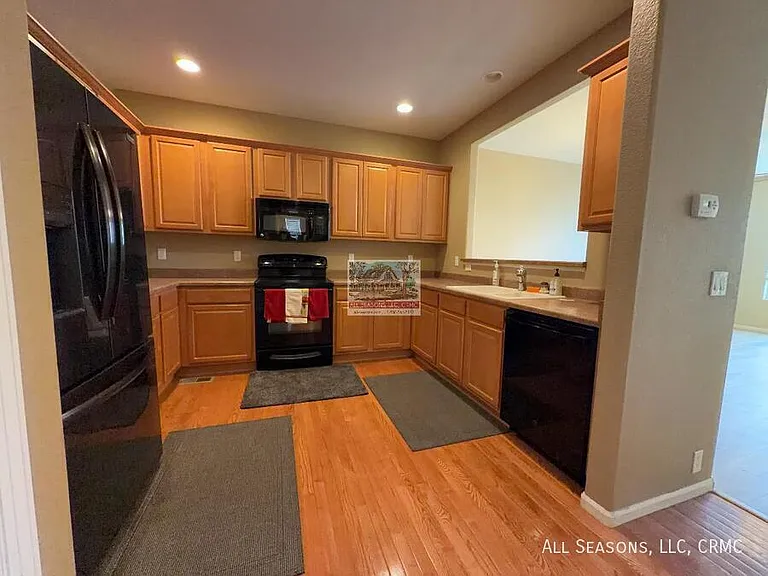 7094 Red Sand Grv — Photo 4