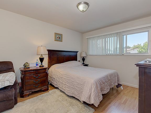 5th image of 1025 Dodge Dr