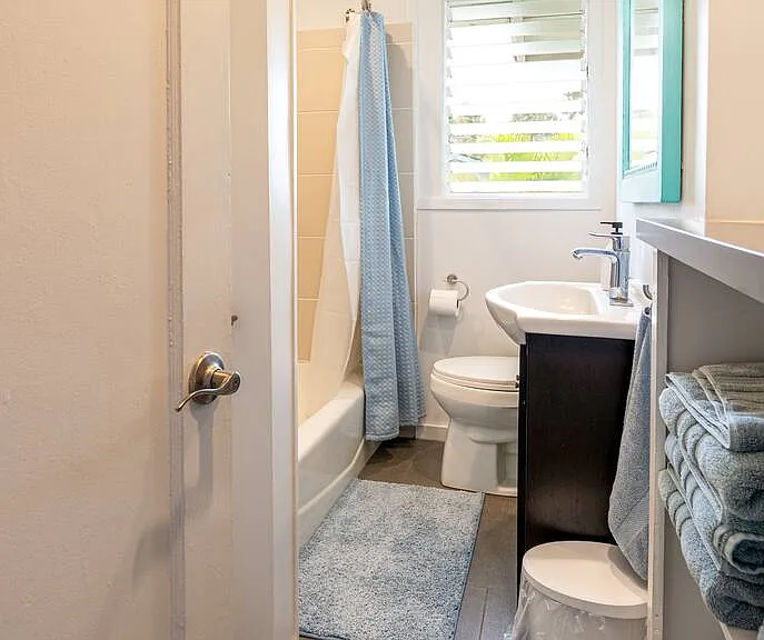 41-020 Ehukai St — Photo 10