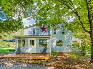 1014 Henry O Michael Rd, Berkeley Springs, WV 25411