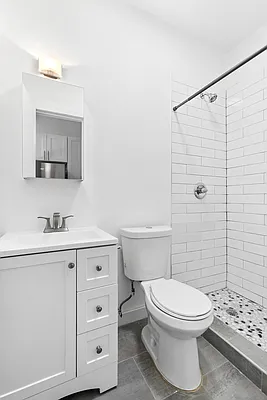 Rented by Compass | media 9