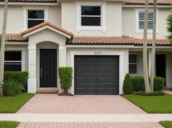 1057 NE 42nd Ave, Homestead, FL 33033