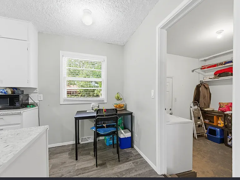 1227 E Alturas Ave — Photo 12