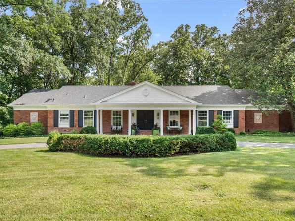 30 Portland Dr, Saint Louis, MO 63131