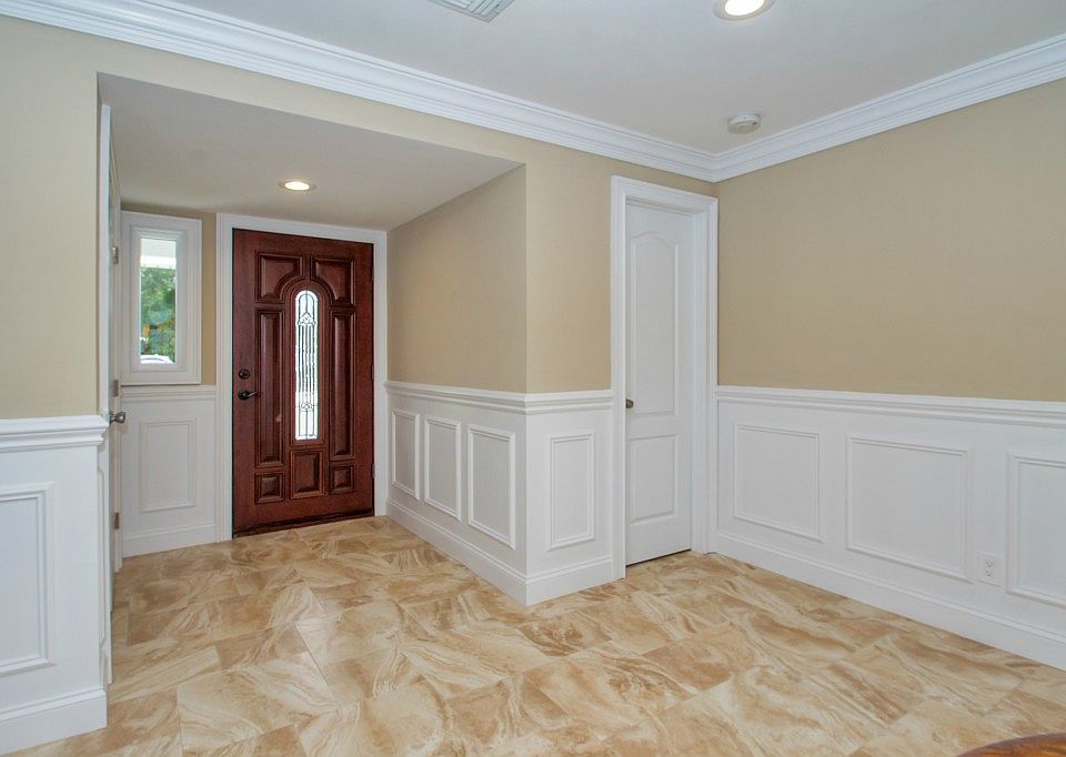 35 Duck Ln, West Islip, NY 11795 Zillow