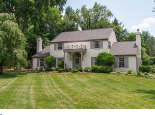 801 Lawrence Ln, Newtown Square, PA 19073