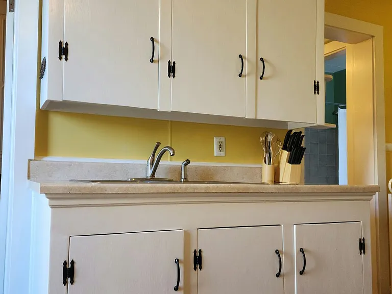 47 Saint Lawrence St #5 — Photo 9