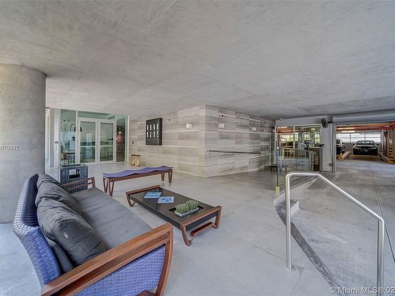 4th image of 1215 West Ave #304