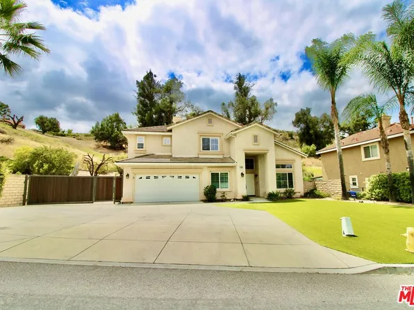 1124 Acapulco Ave, Simi Valley, CA 93065
