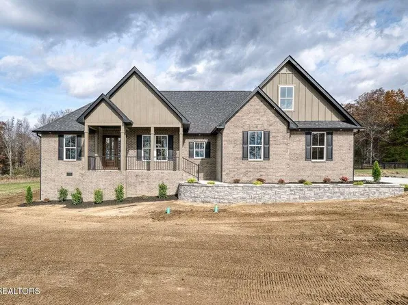 279 Catoosa Ridge Dr, Crossville, TN 38571