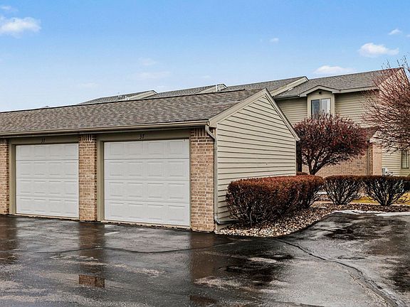 3rd image of 37 Harbour View Point