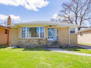 6631 Church St, Morton Grove, IL 60053