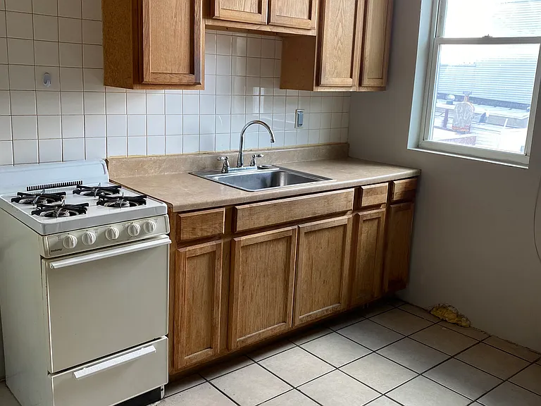 2129 S 7th St #2 — Photo 1
