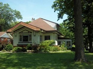 1910 Grand Blvd, Cedar Falls, IA 50613