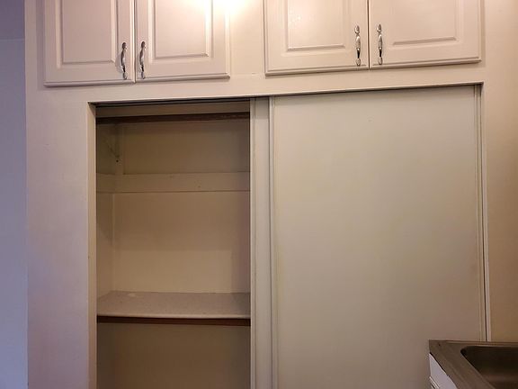 3rd image of 616 Broadway St #A